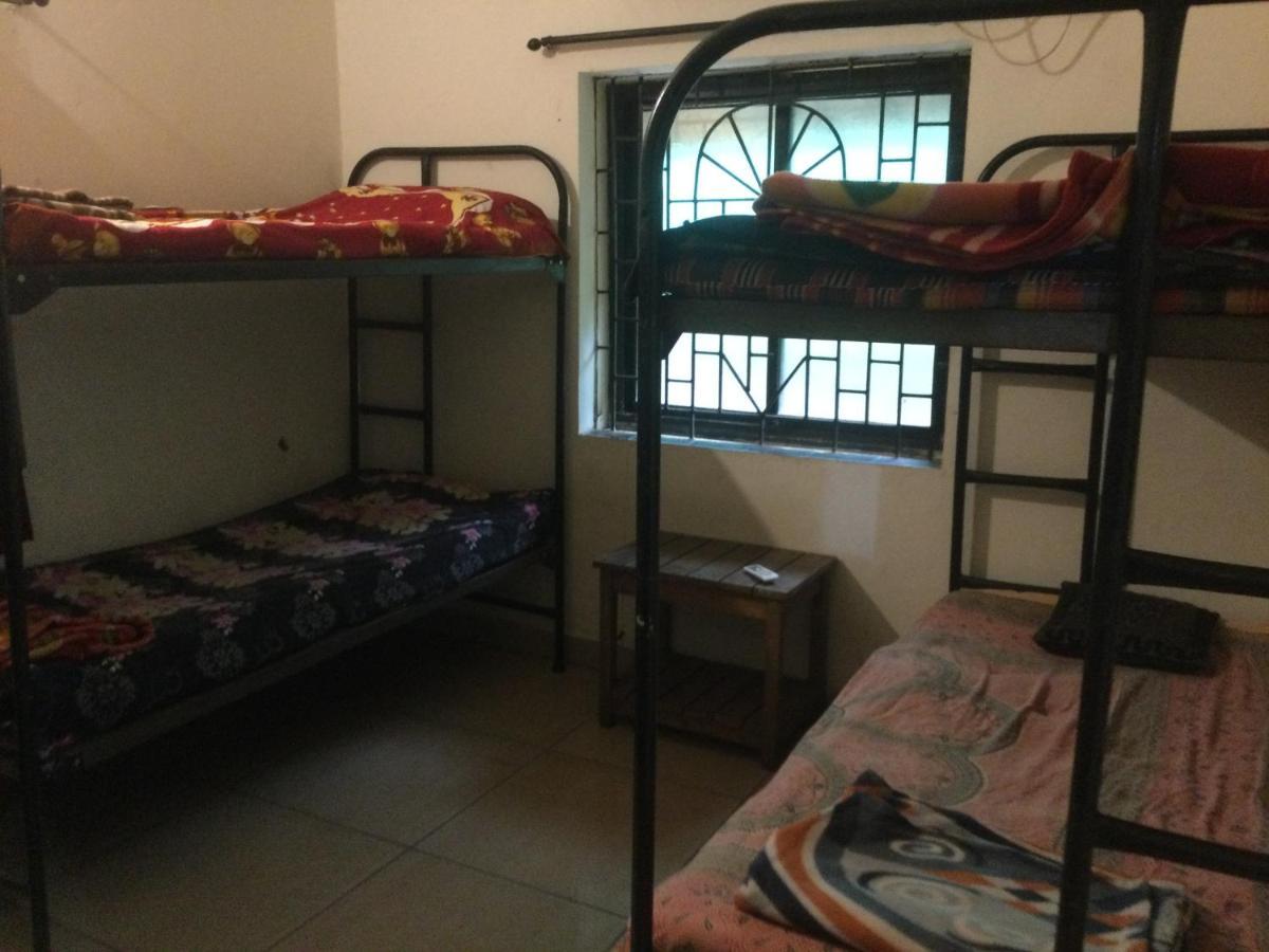 Hippie Hostel Or Goamazing Hostel Анджуна Екстериор снимка