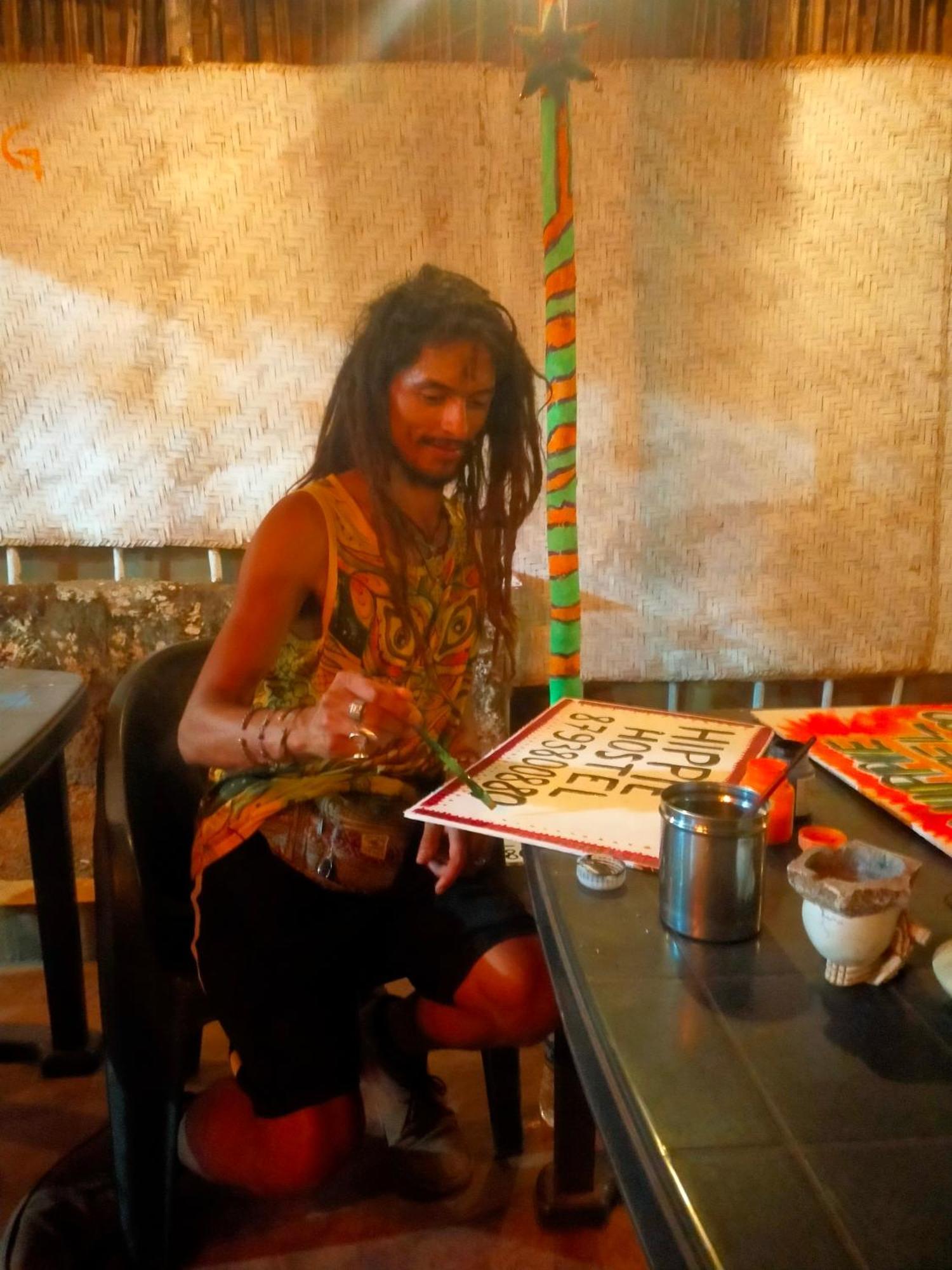 Hippie Hostel Or Goamazing Hostel Анджуна Екстериор снимка