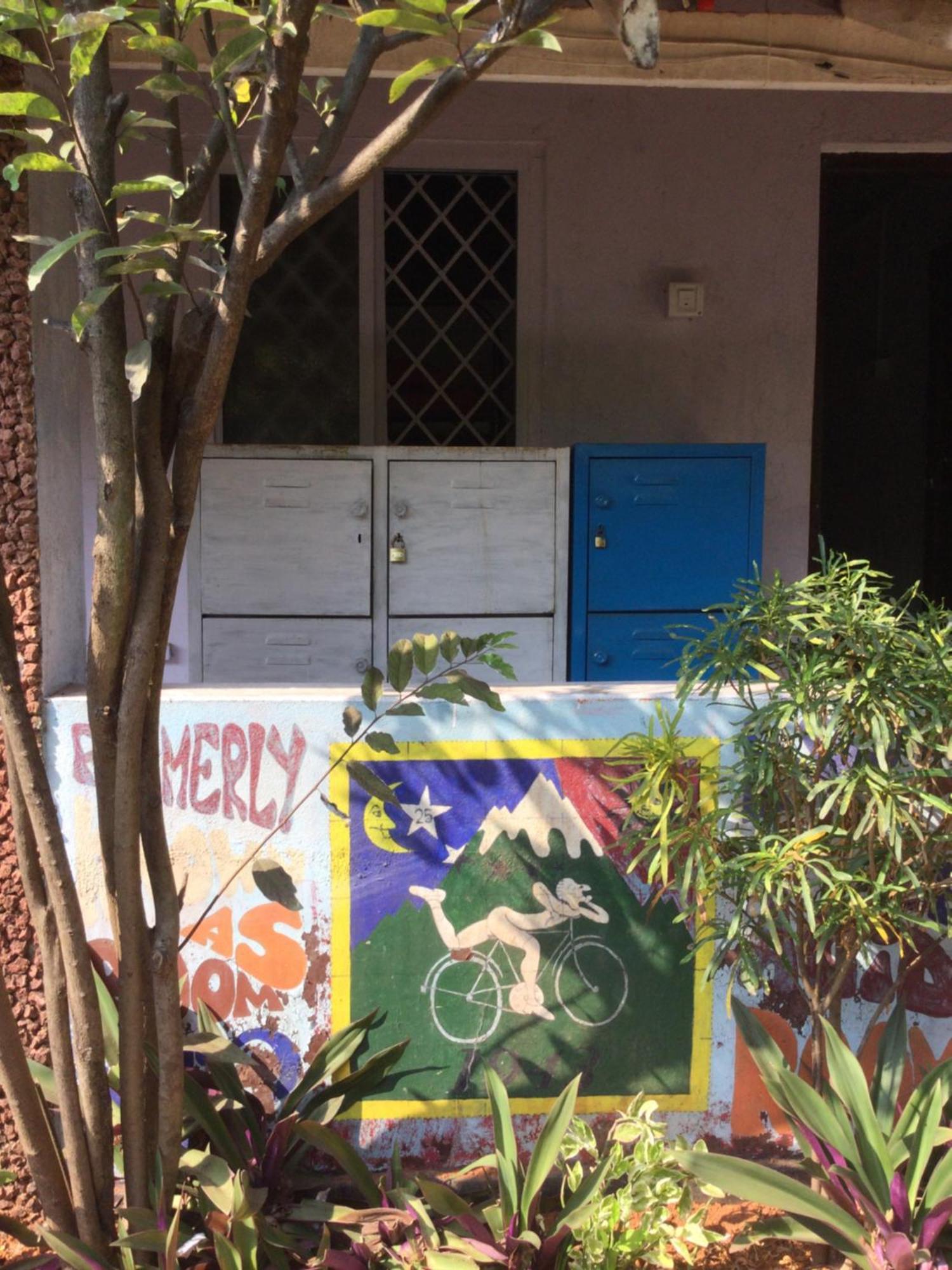 Hippie Hostel Or Goamazing Hostel Анджуна Екстериор снимка